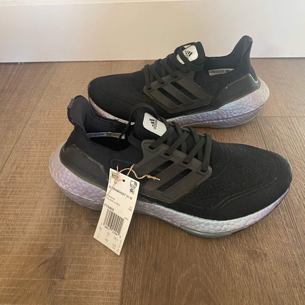 Adidas Ultraboost 21  Black/Blue Oxide Women’s 7 Running Shoes